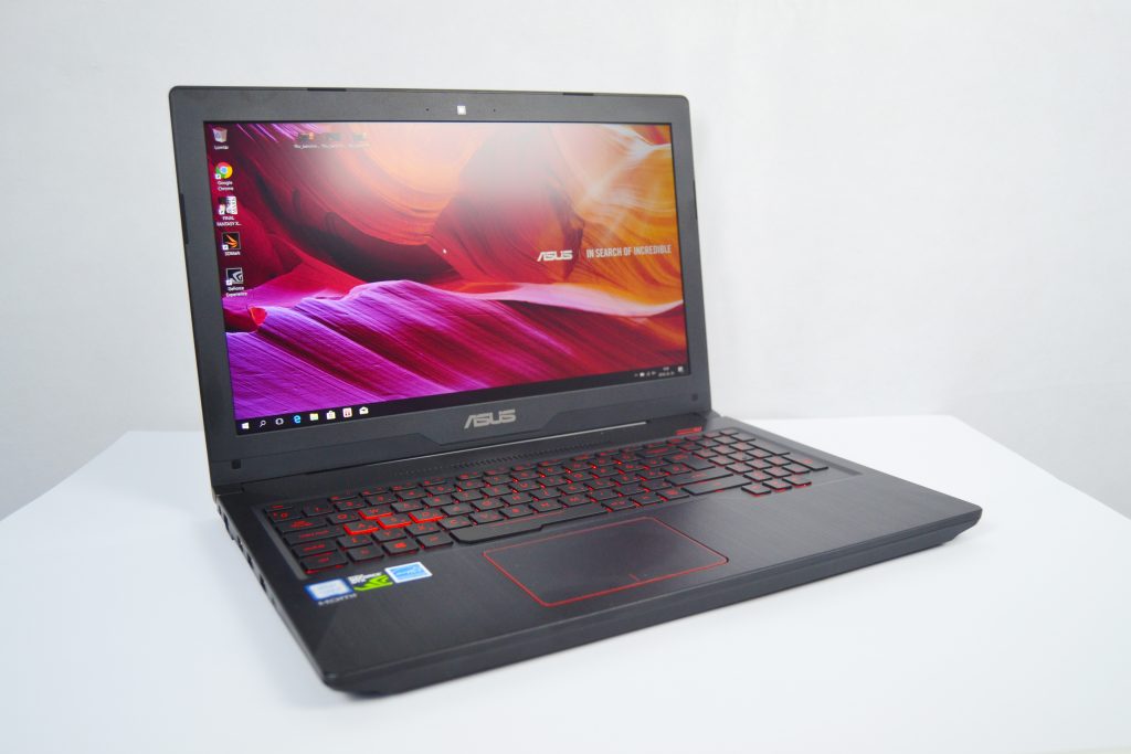 ASUS FX503 Front 2