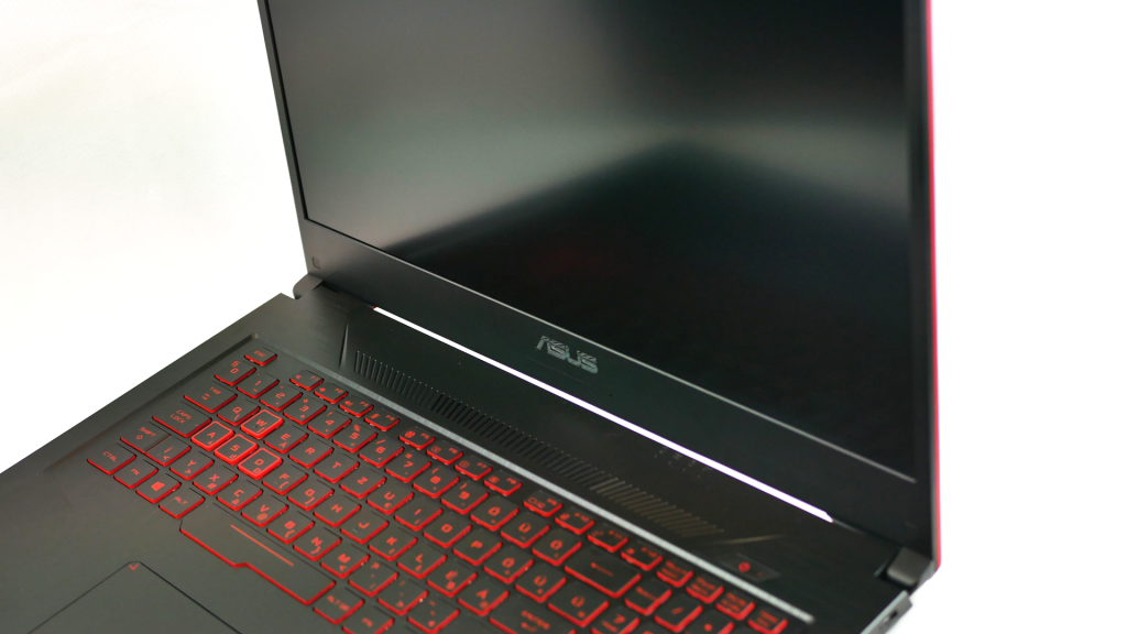 ASUS TUF Gaming FX705GE_front1