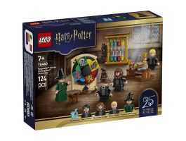 LEGO Harry Potter Roxfort kastély: A Teszlek Süveg kiválasztási ceremóniája (76460)