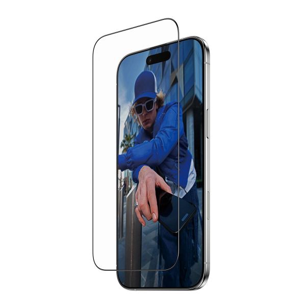 PanzerGlass Screen Protector w. Black Frame iPhone 17 Air | Ultra-Wide Fit w. Fastfit in-a-box (PG63006)