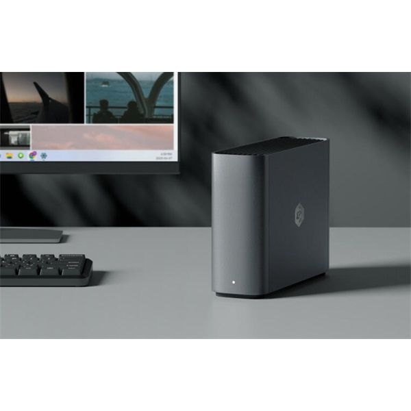 SYNOLOGY NAS BEESTATION, 8TB Beépített tárhely, fekete (BST170-8T)